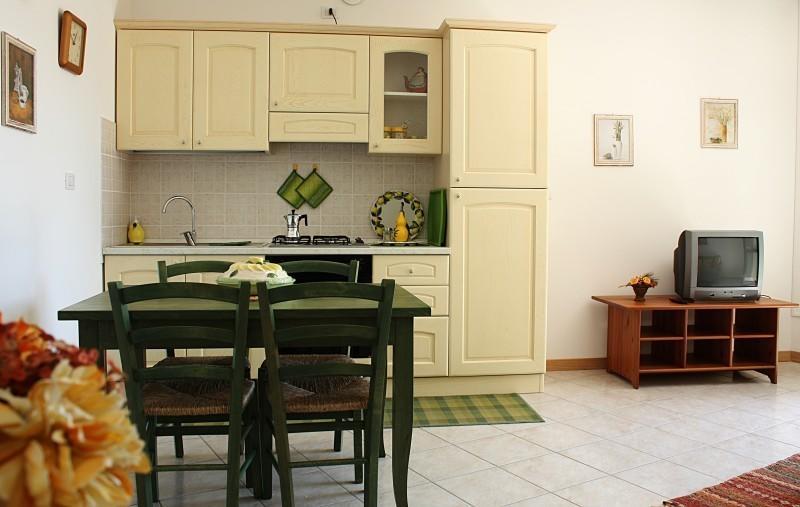 Appartamento Le Eriche Plesio Ruang foto
